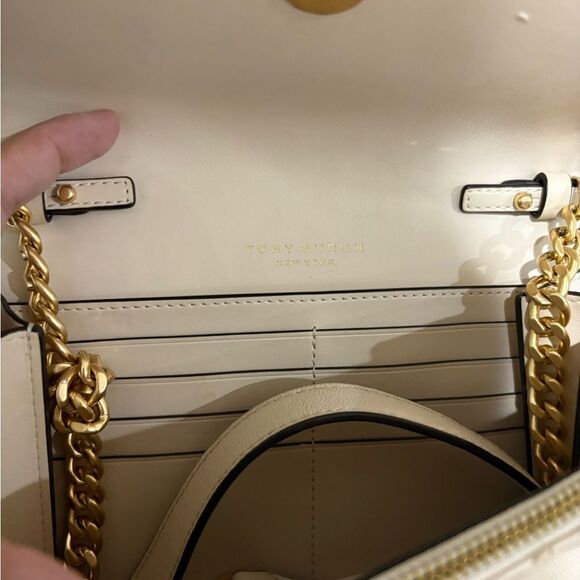 Tory Burch Cream Gold Quilted Crossbody Bag - Picture 6 of 6